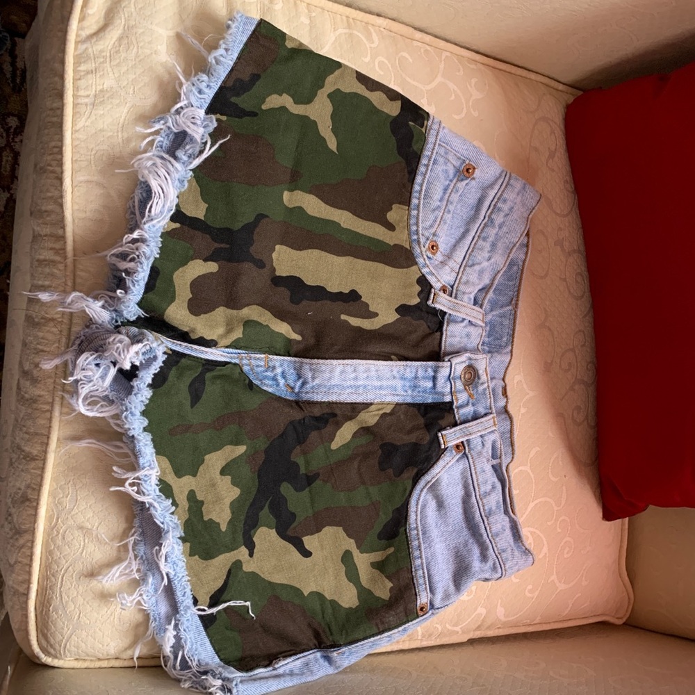 Levi’s shorts
